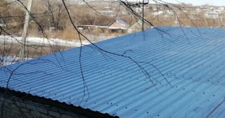 Демонтаж поликарбоната с крыши в Альметьевске - услуги по доступной цене от 629 рублей