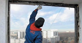 Демонтаж остекления балкона в Альметьевске - цена от 576 руб. - Сварной-Льм